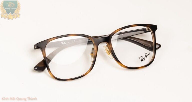 Ray-Ban